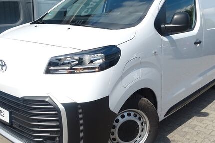 Toyota Proace (Verso) 8.170 km 27.990 &euro; Nauen 14641