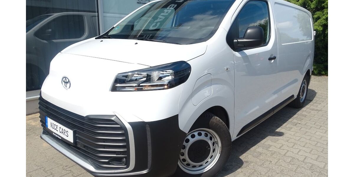 Toyota Proace (Verso) 8.170 km 27.990 &euro; Nauen 14641