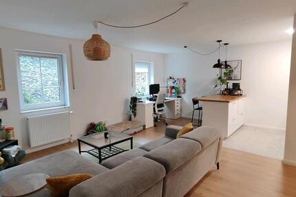 2 Zimmer Wohnung, gute Anbindung zimmer