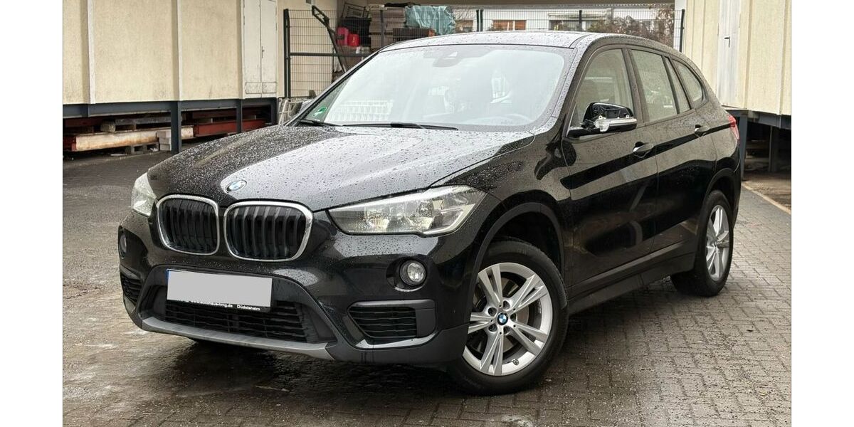 BMW X1 207.000 km 10.900 &euro; Berlin 12057