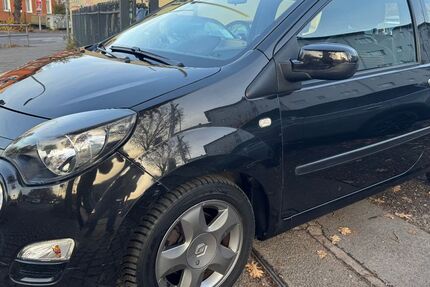 Renault Twingo 37.000 km 6.890 € Berlin - Tempelhof 12107