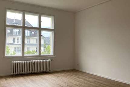 Wohnung zum Mieten in Berlin 2.064 € 144.21 m²