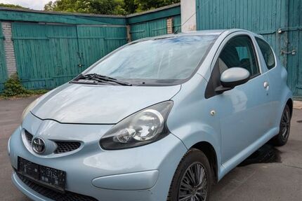 Toyota Aygo (X) 123.375 km 2.000 &euro; Berlin 12099