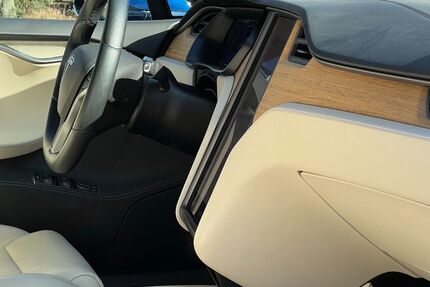 Tesla Model S 130.000 km 38.500 &euro; Berlin 13127