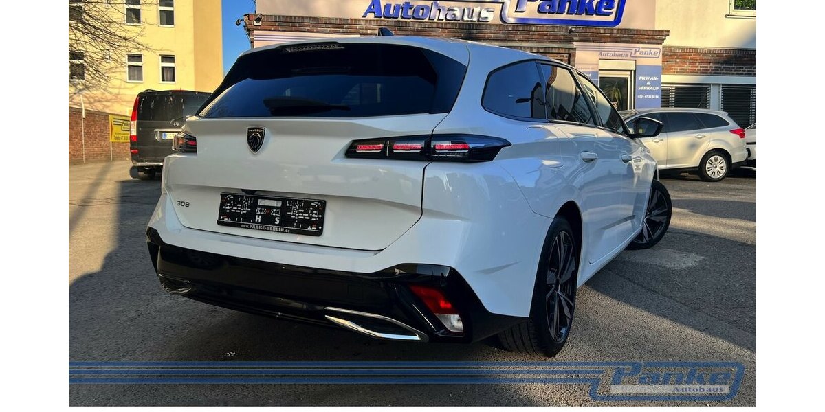 Peugeot 308 Allure EAT8*NAV*Carplay*LED*360°*Cockpit* 150.000 km 16.490 &euro; Berlin 13187