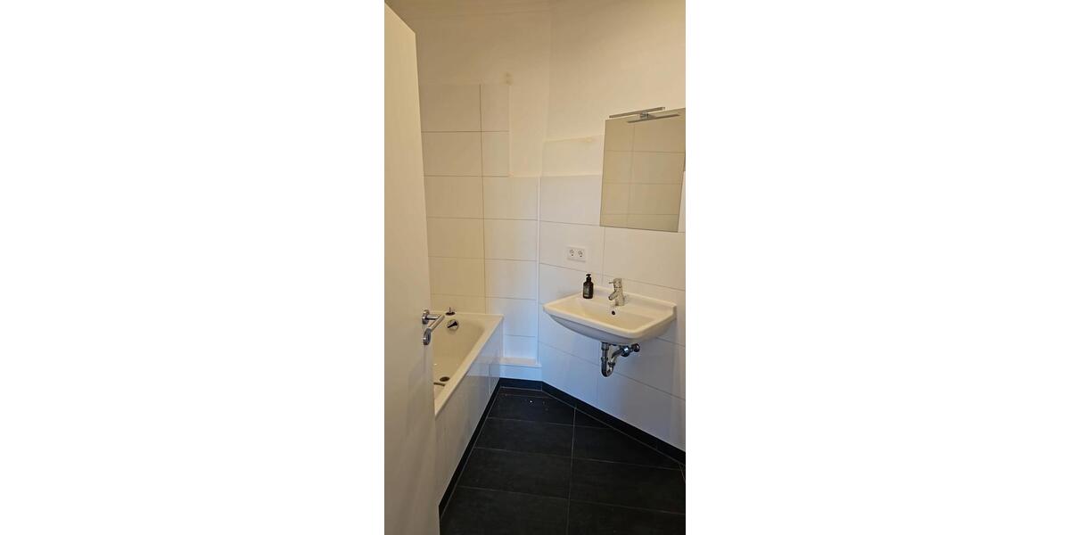 Etagenwohnung Ludwigsfelde - 2 Zimmer, 63 m&sup2;, 756&euro; | Angebot:26461995