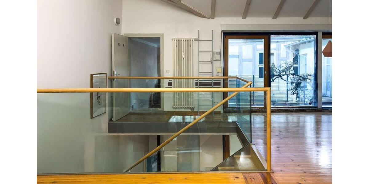 Hell und modern, Remise in der Innenstadt 2 zimmer