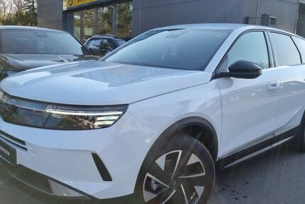 Opel Grandland (X) 2.300 km 31.980 &euro; Potsdam 14480