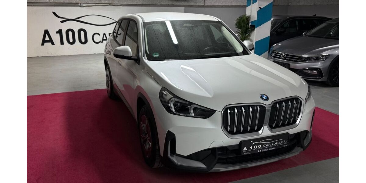 BMW iX1 48.000 km 30.499 &euro; Berlin 12099