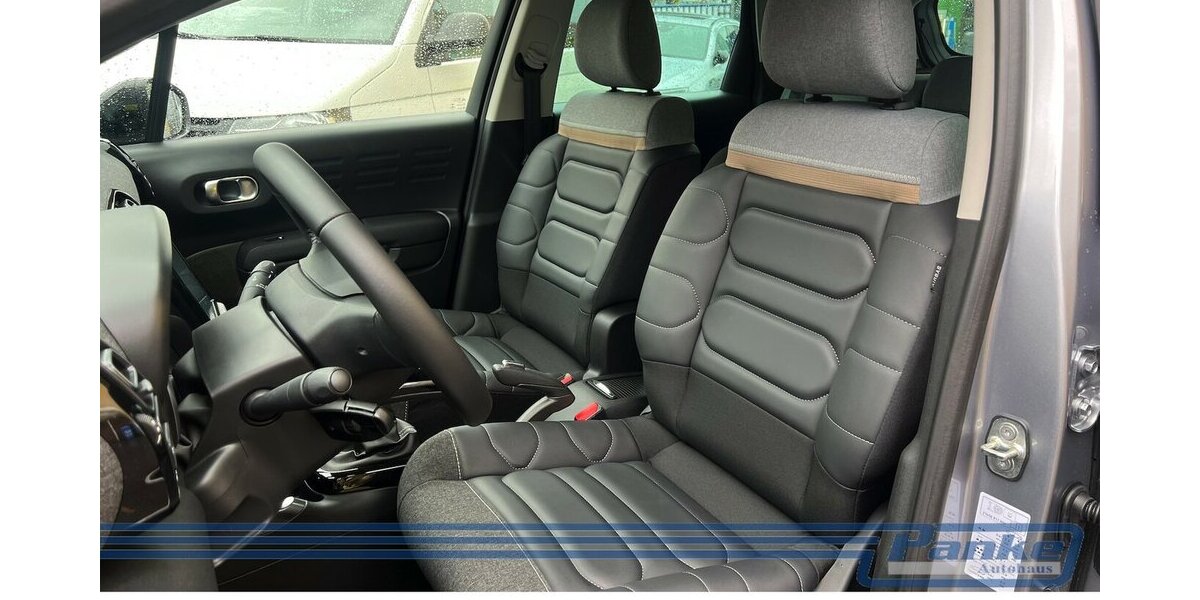 Citroen C3 Aircross Shine Pack*Head-UP*R-Cam*Tempo*Navi* 5.293 km 15.850 &euro; Berlin 13187