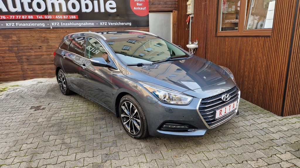 Hyundai i40 102.396 km 13.980 &euro; Berlin 10627