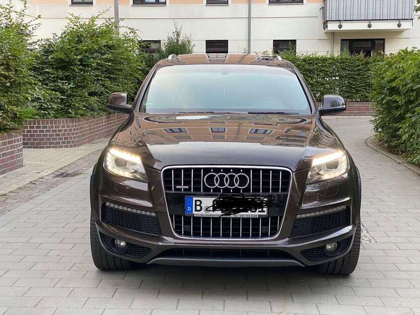 Q7