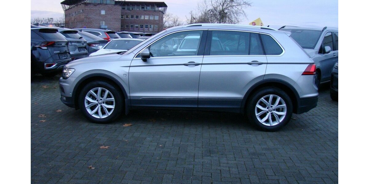 VW Tiguan 2.0TSi Comfortline BMT 4M SHZ ACC LED AHK 69.021 km 25.980 &euro; Falkensee 14612