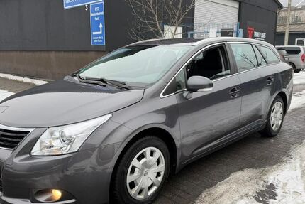 Toyota Avensis 171.450 km 7.500 &euro; Berlin 12681