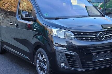 Opel Zafira Life 8.175 km 35.900 &euro; Berlin 10787