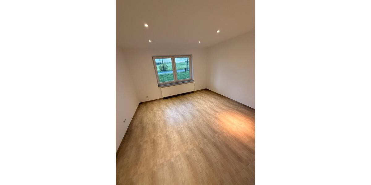 Erdgeschoßwohnung Nuthetal - 3 Zimmer, 90 m&sup2;, 1.550&euro; | Angebot:26276909