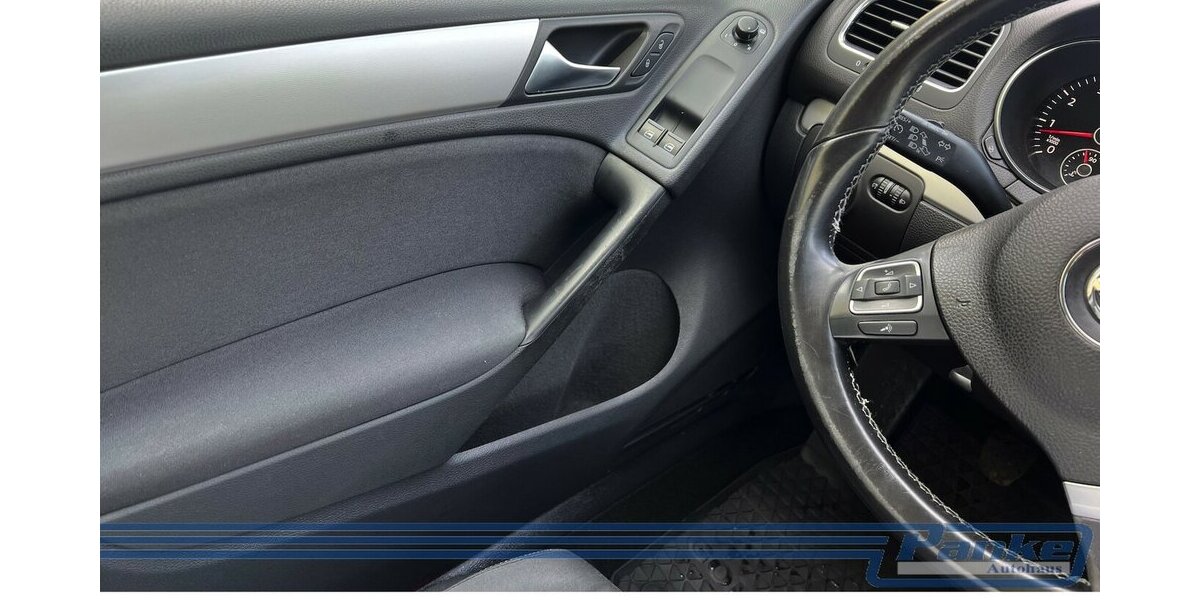 VW Golf VI Team Lim*SHZ*Klima*PDC*Tempo* 206.982 km 4.990 &euro; Berlin 13187