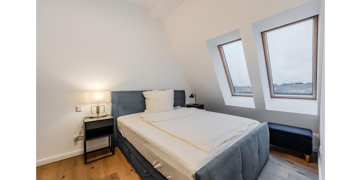 Dachgeschoßwohnung Berlin Steglitz-Zehlendorf - 3 Zimmer, 91 m&sup2;, 650.000&euro; | Angebot:27681065