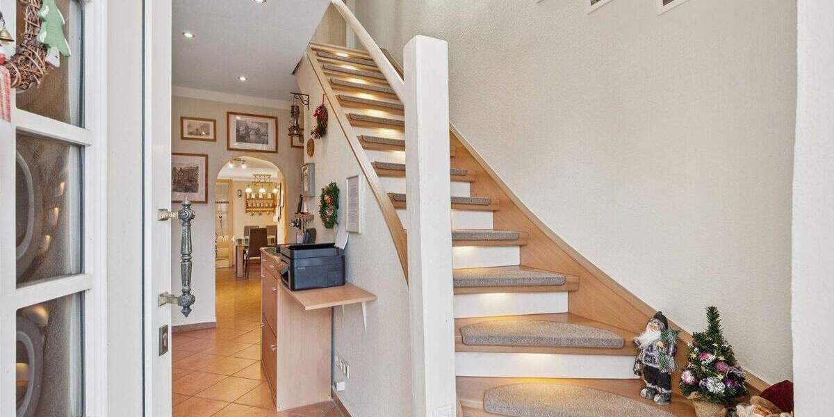 Reihenmittelhaus Hennigsdorf - 5 Zimmer, 127 m&sup2;, 395.000&euro; | Angebot:24416997