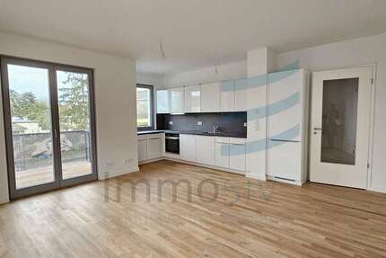 Wohnung Nauen - 3 Zimmer, 77 m&sup2;, 985&euro; | Angebot:27663127