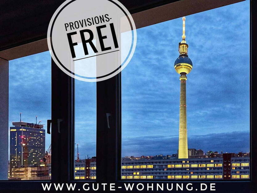 Spectacular City Center Apartment Hackescher Markt: View, Balcony & Parking