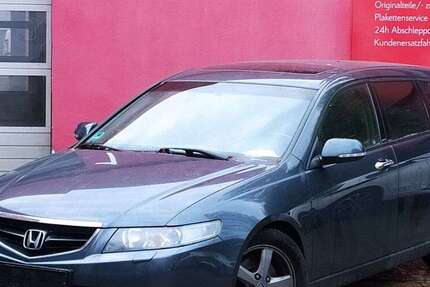 Honda Accord 152.820 km 3.500 € Berlin 10317
