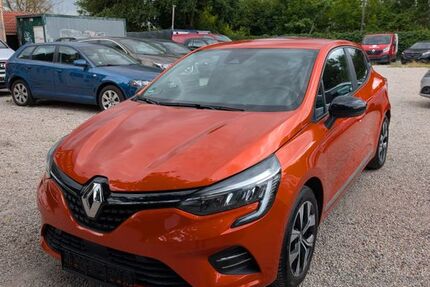Renault Clio 13.000 km 16.990 &euro; Berlin 13158