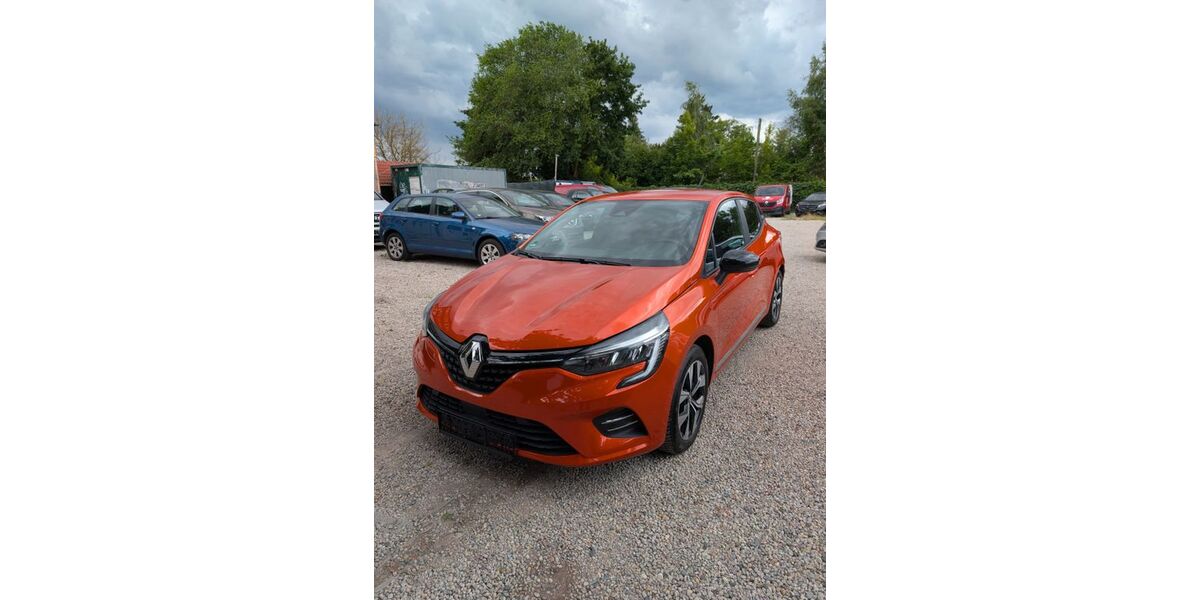 Renault Clio 13.000 km 16.990 &euro; Berlin 13158