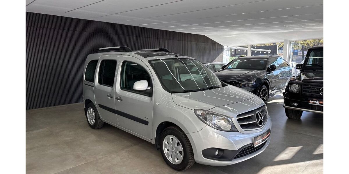 Mercedes-Benz Citan 129.084 km 10.950 &euro; Berlin 12357