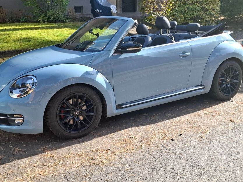 VW Beetle 96.100 km 17.800 € Berlin 14163