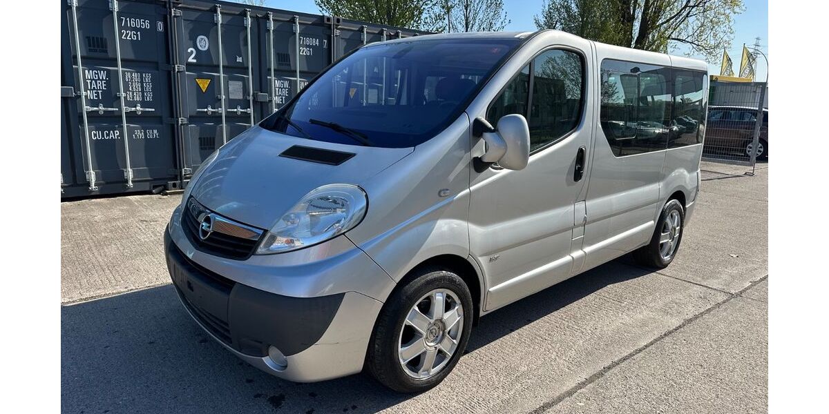 Opel Vivaro 318.643 km 5.990 &euro; Berlin 12681