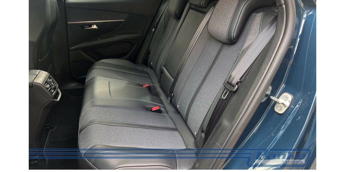 Peugeot 3008 Hybrid 225 Allure Pack EAT8*Kamera*LED*TotW 167.682 km 16.990 &euro; Berlin 13187