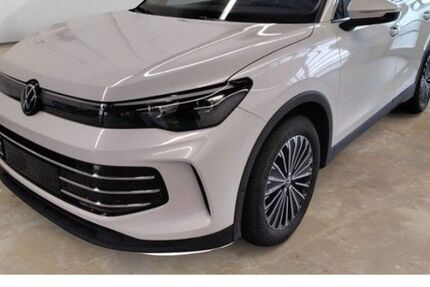 VW Tiguan 12.796 km 39.998 € Potsdam 14482