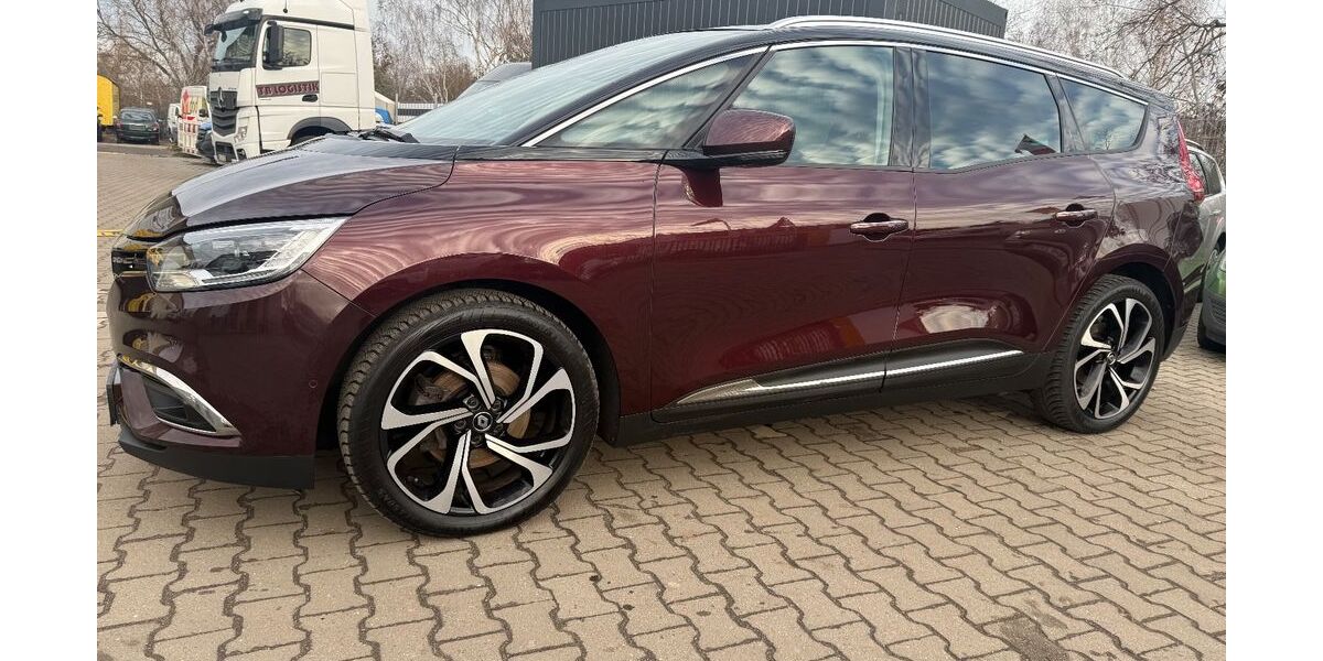 Renault Scenic 49.000 km 19.990 &euro; Berlin 13581