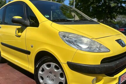 Peugeot 1007 117.000 km 1.990 € berlin 12681