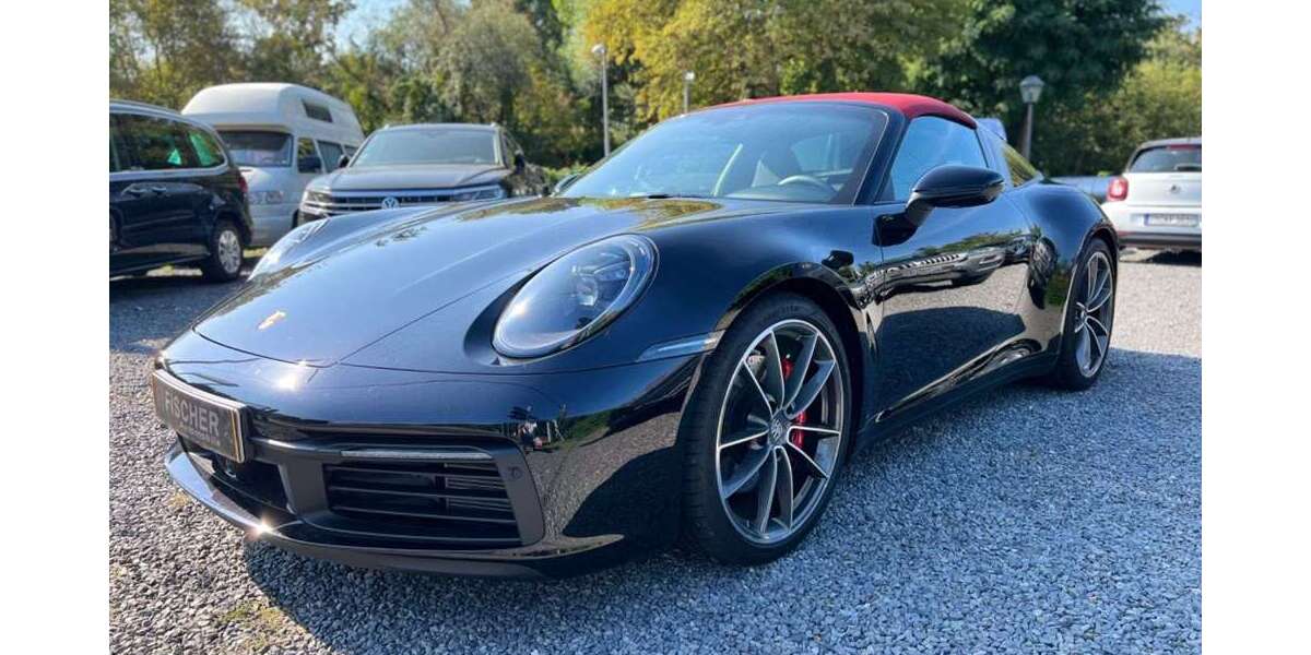 Porsche 992 5.990 km 159.990 &euro; Potsdam 14482