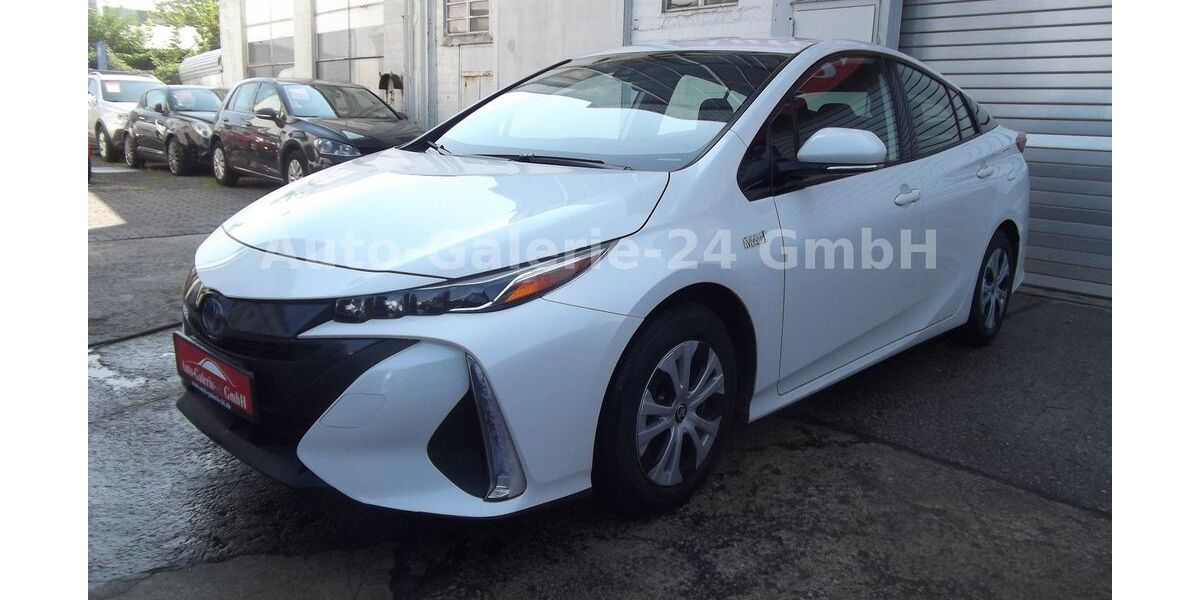 Toyota Prius 43.300 km 19.999 € Berlin 12277