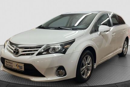Toyota Avensis 104.000 km 10.980 € Berlin 10625