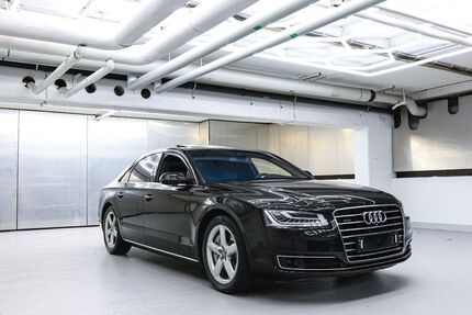 Audi A8 186.900 km 19.900 € Berlin 10625