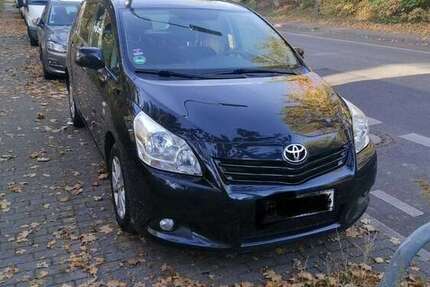 Toyota Verso 250.000 km 5.700 &euro; Berlin 13435