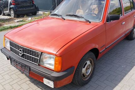 Opel Kadett 58.000 km 1.499 &euro; Berlin 12439