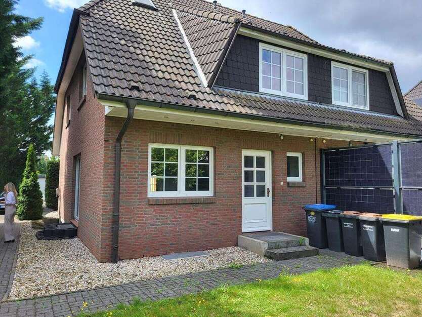 Haus zum Mieten in Dallgow-Döberitz 1.800 € 93.98 m²