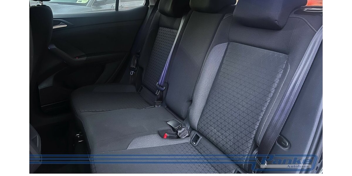 VW T-Cross 1.0 TSI R-Line DSG OPF*ACC*NAV*RFK*LED* 81.393 km 17.890 &euro; Berlin 13187