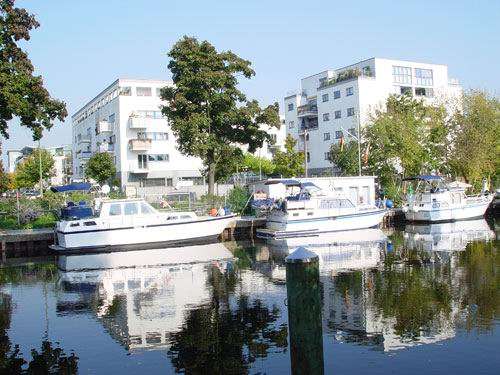 Wohnung zum Mieten in Berlin 746 € 76.93 m²