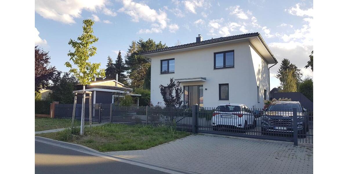 Einfamilienhaus Teltow - 5 Zimmer, 140 m&sup2;, 890.000&euro; | Angebot:26424937