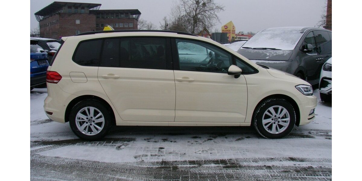 VW Touran 2.0TDI BMT TAXI ACC Kamera LED 7Sitzer 38.517 km 30.980 &euro; Falkensee 14612
