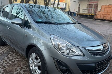 Opel Corsa 115.000 km 4.900 &euro; Berlin 12247