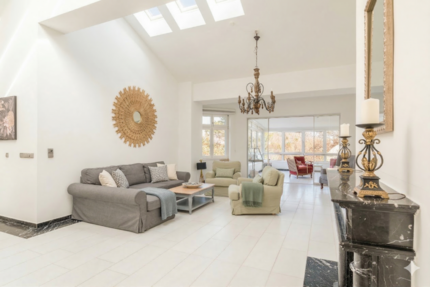 Wohnung Potsdam Berliner Vorstadt - 5 Zimmer, 202 m&sup2;, 3.500&euro; | Angebot:25088979