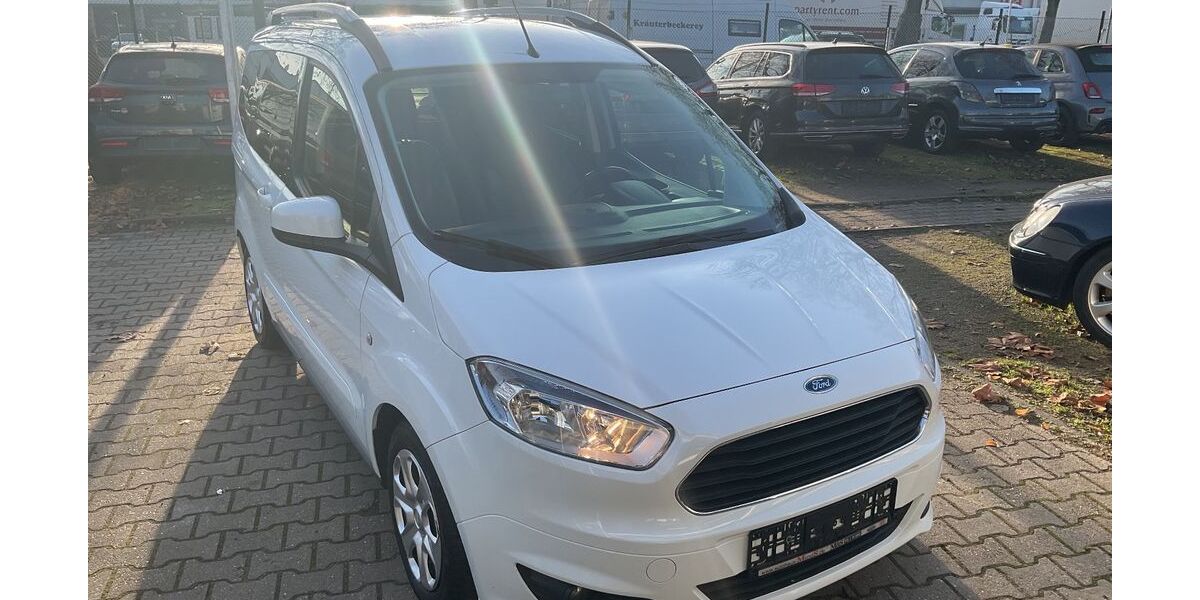 Ford Tourneo Courier 98.000 km 6.666 &euro; Berlin 13509