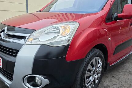 Citroen Berlingo 233.420 km 4.980 € Berlin 13055